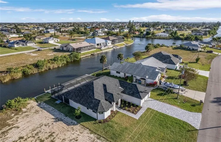 2227 Sw 2nd Ter, Cape Coral Fl 33991