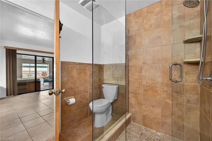 1802 Se 11th Pl, Cape Coral, Florida 33990