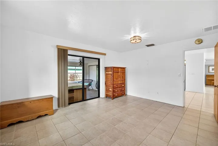 1802 Se 11th Pl, Cape Coral, Florida 33990