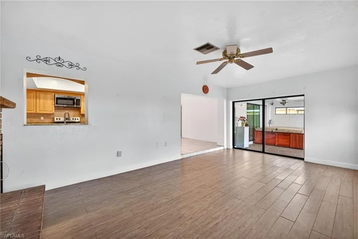 1802 Se 11th Pl, Cape Coral, Florida 33990