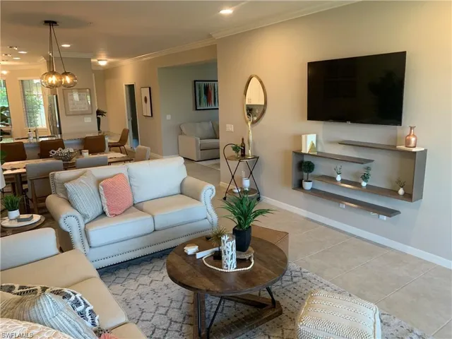 9433 Benvenuto Ct 5-101, Naples, Florida 34119