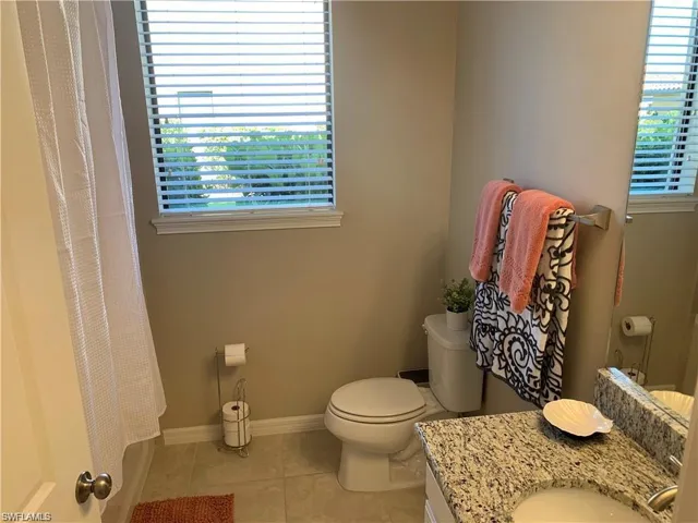 9433 Benvenuto Ct 5-101, Naples, Florida 34119