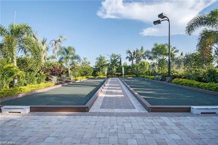 9433 Benvenuto Ct 5-101, Naples, Florida 34119