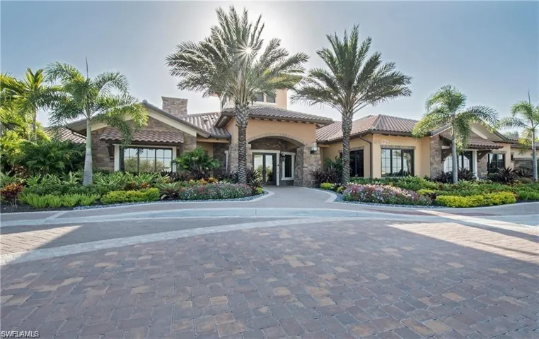 9433 Benvenuto Ct 5-101, Naples, Florida 34119