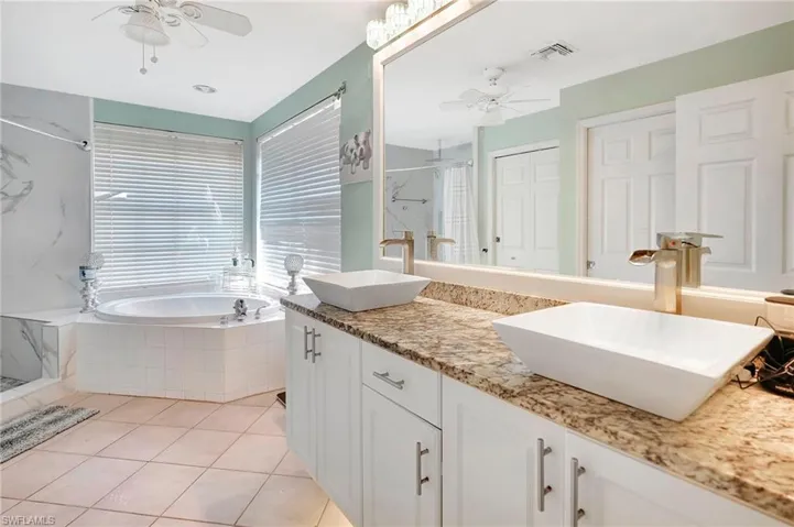 13020  Lake Meadow  DR, Fort Myers, FL 33913