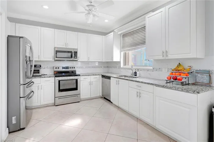 13020  Lake Meadow  DR, Fort Myers, FL 33913