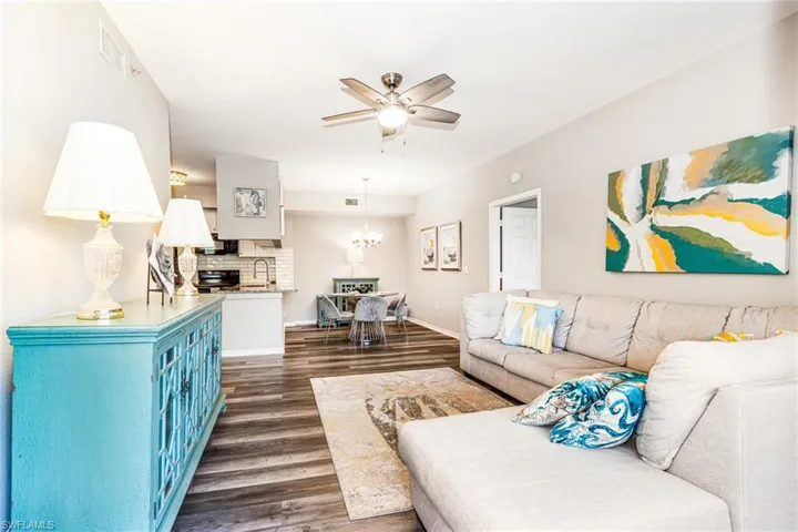 6361 Aragon Way 303, Fort Myers, Florida 33966