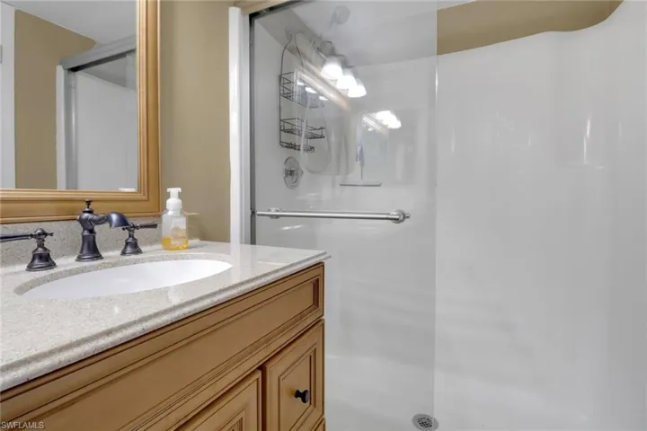 9281  Central Park  DR, Fort Myers, FL 33919