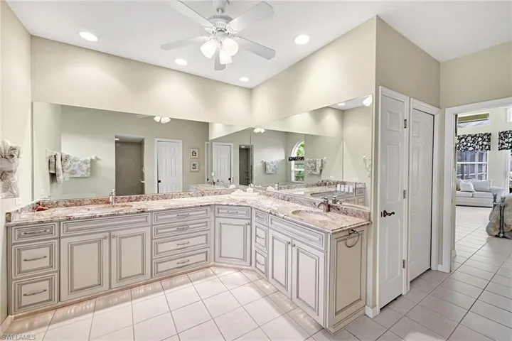 3490 Wild Indigo Ln, Bonita Springs, Florida 34134