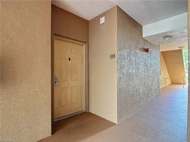 15630  Ocean Walk  CIR, Fort Myers, FL 33908