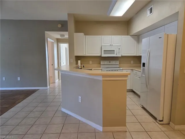 15630  Ocean Walk  CIR, Fort Myers, FL 33908