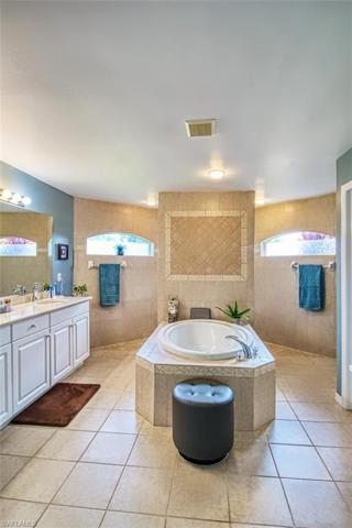 626  Montclair S AVE, Lehigh Acres, FL 33974