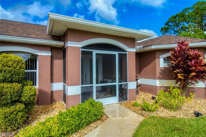 626  Montclair S AVE, Lehigh Acres, FL 33974