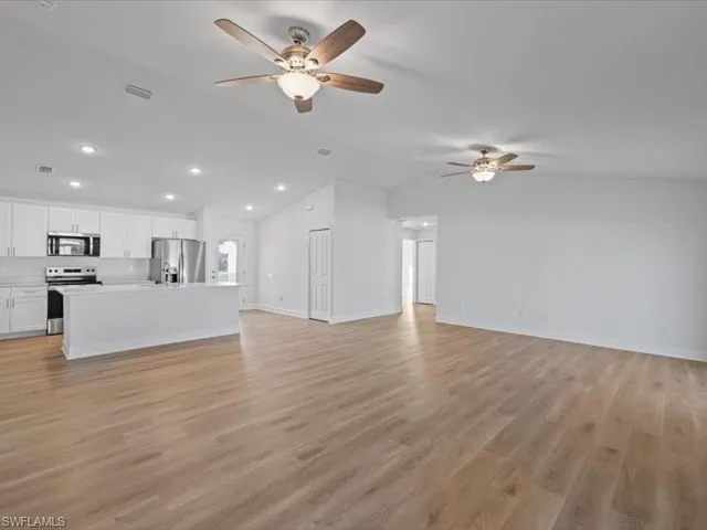 1813 Nw 3rd Ave, Cape Coral Fl 33993