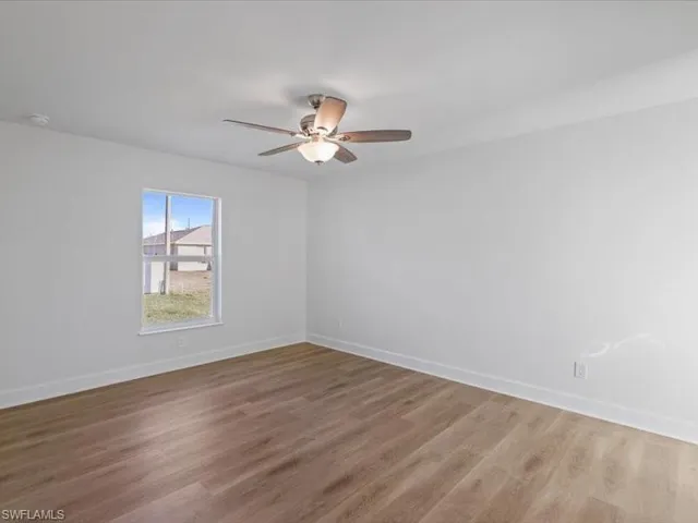 1813 Nw 3rd Ave, Cape Coral Fl 33993