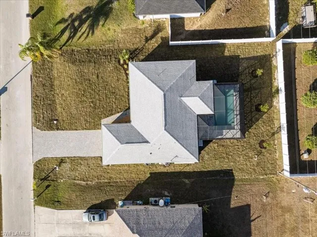 1813 Nw 3rd Ave, Cape Coral Fl 33993