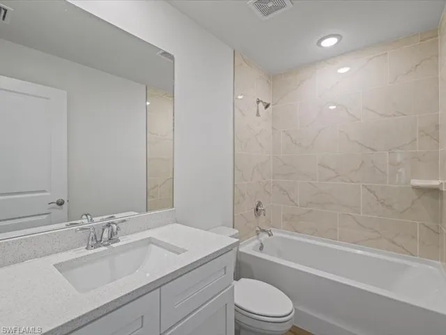 1813 Nw 3rd Ave, Cape Coral Fl 33993