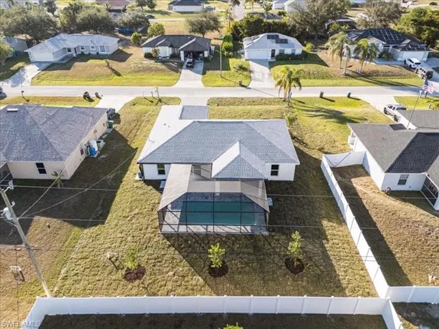 1813 Nw 3rd Ave, Cape Coral Fl 33993