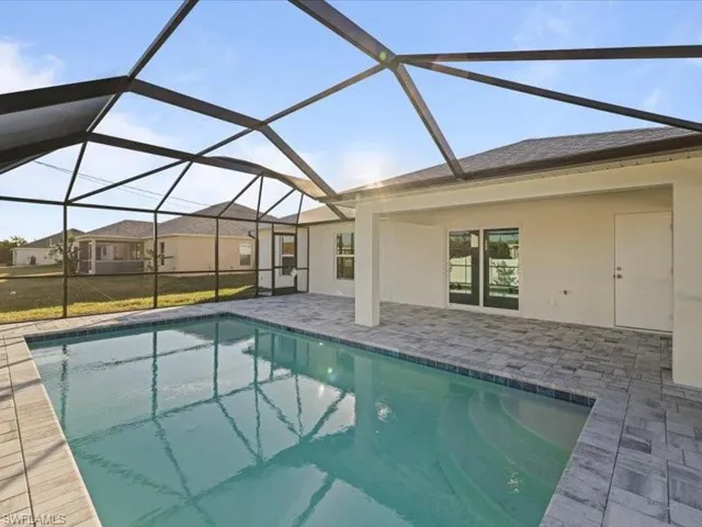 1813 Nw 3rd Ave, Cape Coral Fl 33993