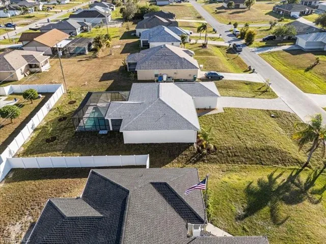 1813 Nw 3rd Ave, Cape Coral Fl 33993