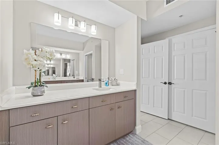 14250  Royal Harbour  CT, Fort Myers, FL 33908