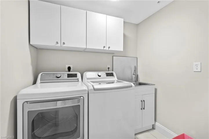 14250  Royal Harbour  CT, Fort Myers, FL 33908