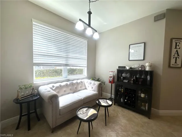 13462 Kent St, Naples, Florida 34109