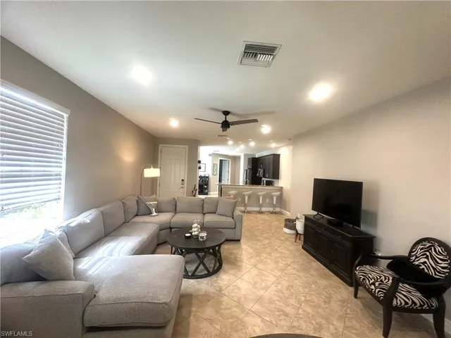 13462 Kent St, Naples, Florida 34109
