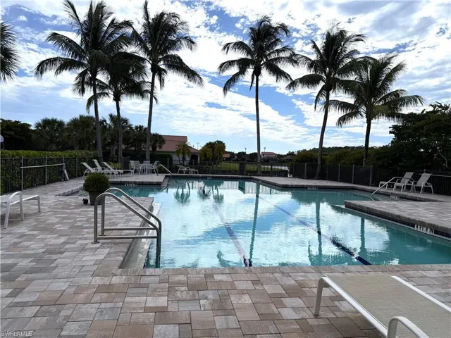 13462 Kent St, Naples, Florida 34109