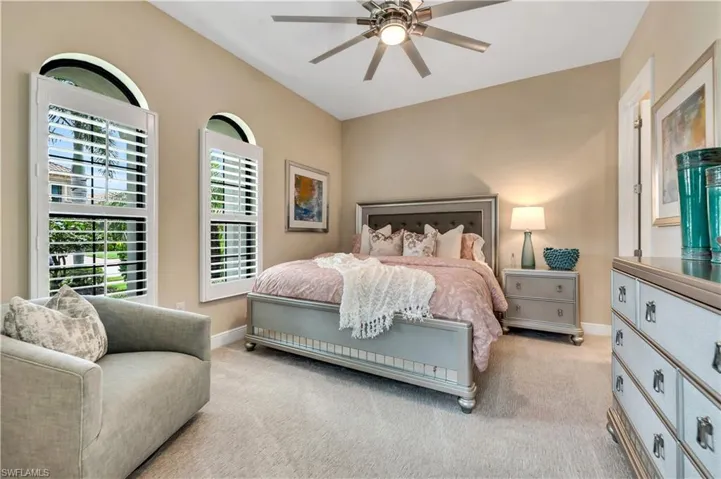 12746 Dundee Ln, Naples, Florida 34120