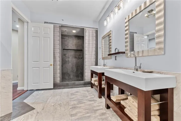 1845 Les Chateaux Blvd 202, Naples, Florida 34109