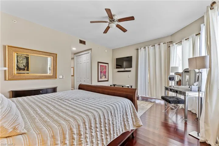 1845 Les Chateaux Blvd 202, Naples, Florida 34109