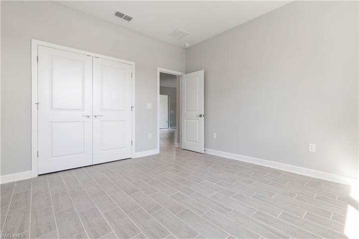 300 NW 4th  AVE, Cape Coral, FL 33993