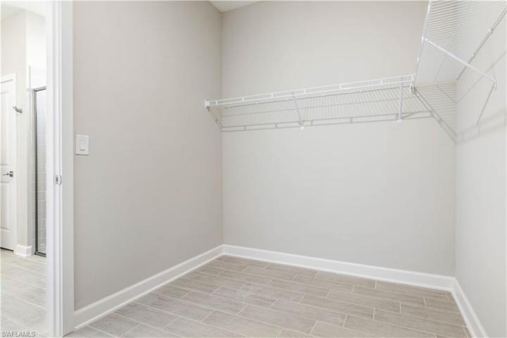 300 NW 4th  AVE, Cape Coral, FL 33993