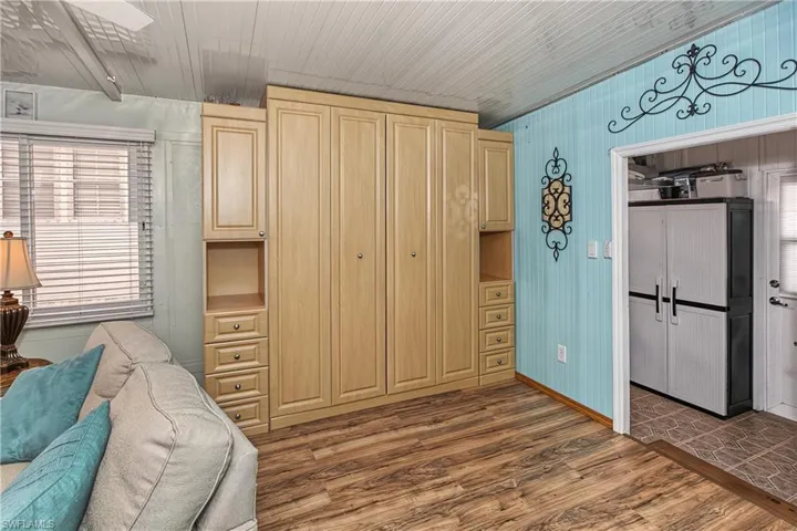 Wood Frame Full Size Murphy Bed Wall bed with cabinets and drawers