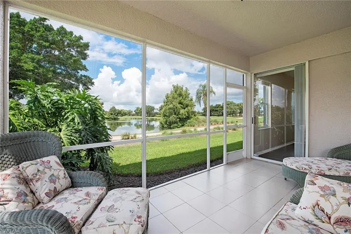 1921  Crestview  WAY, Naples, FL 34119