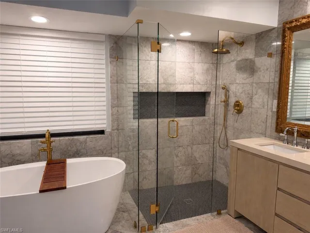 6560 Kestrel Cir, Fort Myers, Florida 33966