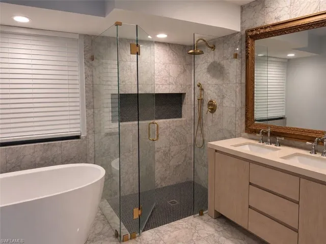 6560 Kestrel Cir, Fort Myers, Florida 33966