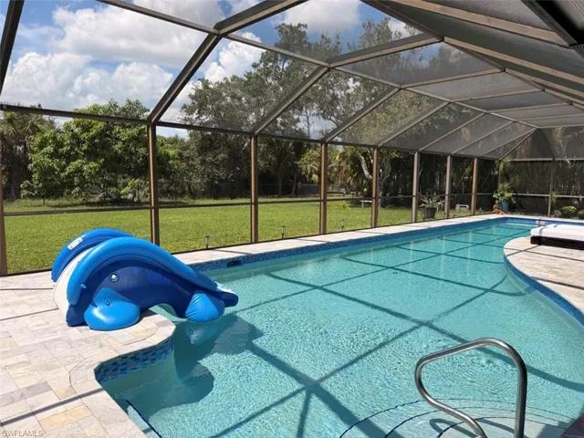 6560 Kestrel Cir, Fort Myers, Florida 33966