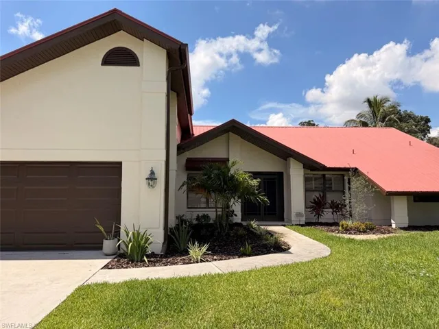 6560 Kestrel Cir, Fort Myers, Florida 33966
