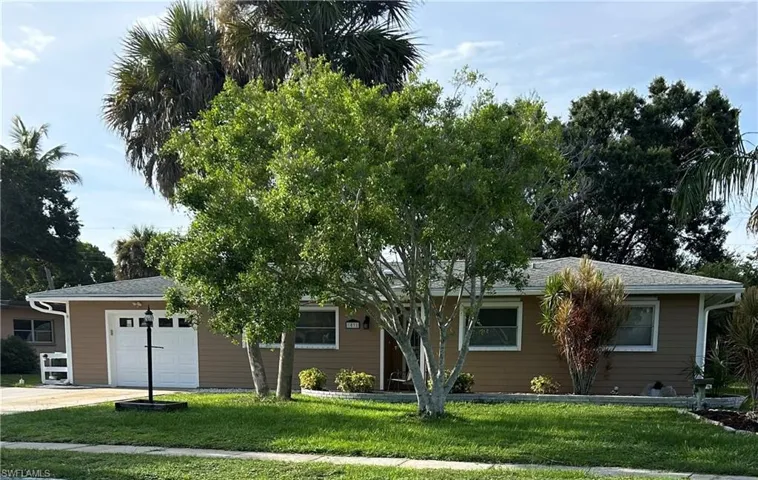 1031 El Mar Ave, Fort Myers, Florida 33919