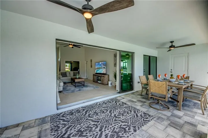 2104 Sw 28th Ln, Cape Coral, Florida 33914