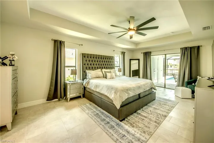 2104 Sw 28th Ln, Cape Coral, Florida 33914