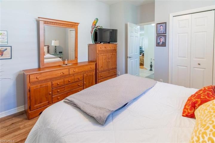 3585  Periwinkle  WAY, Naples, FL 34114