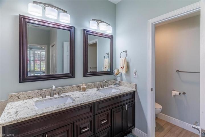 3585  Periwinkle  WAY, Naples, FL 34114