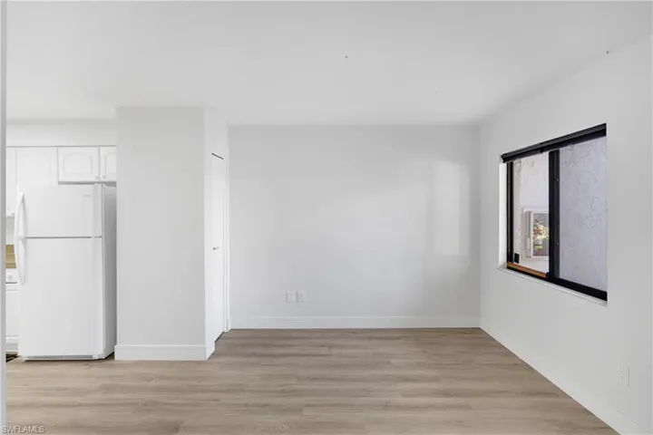 910  Vanderbilt Beach  RD, Naples, FL 34108