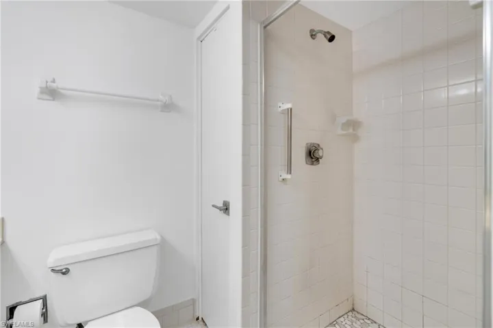 910  Vanderbilt Beach  RD, Naples, FL 34108
