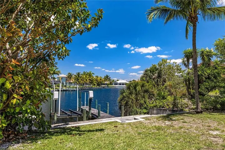 2601 Sw 39th Ter, Cape Coral, Florida 33914
