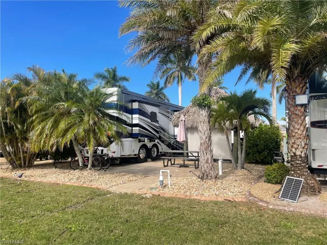 5272 Cypress Trail Resort Cir, Fort Myers, Florida 33905