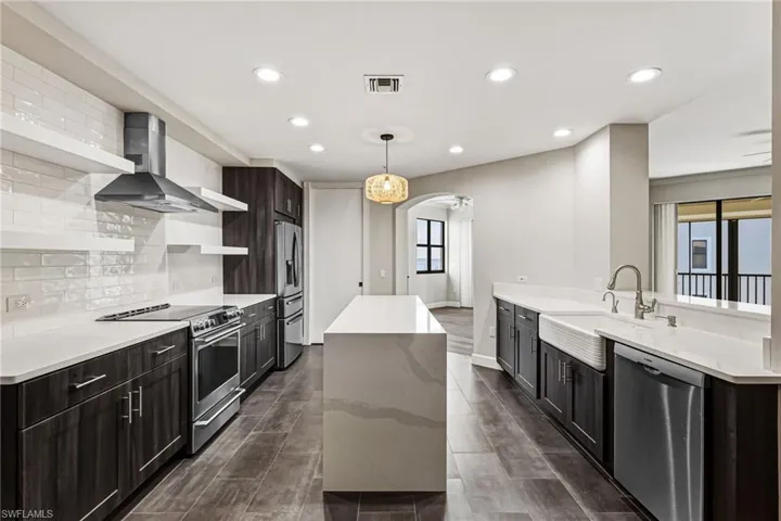 11640 Court Of Palms 304, Fort Myers, Florida 33908